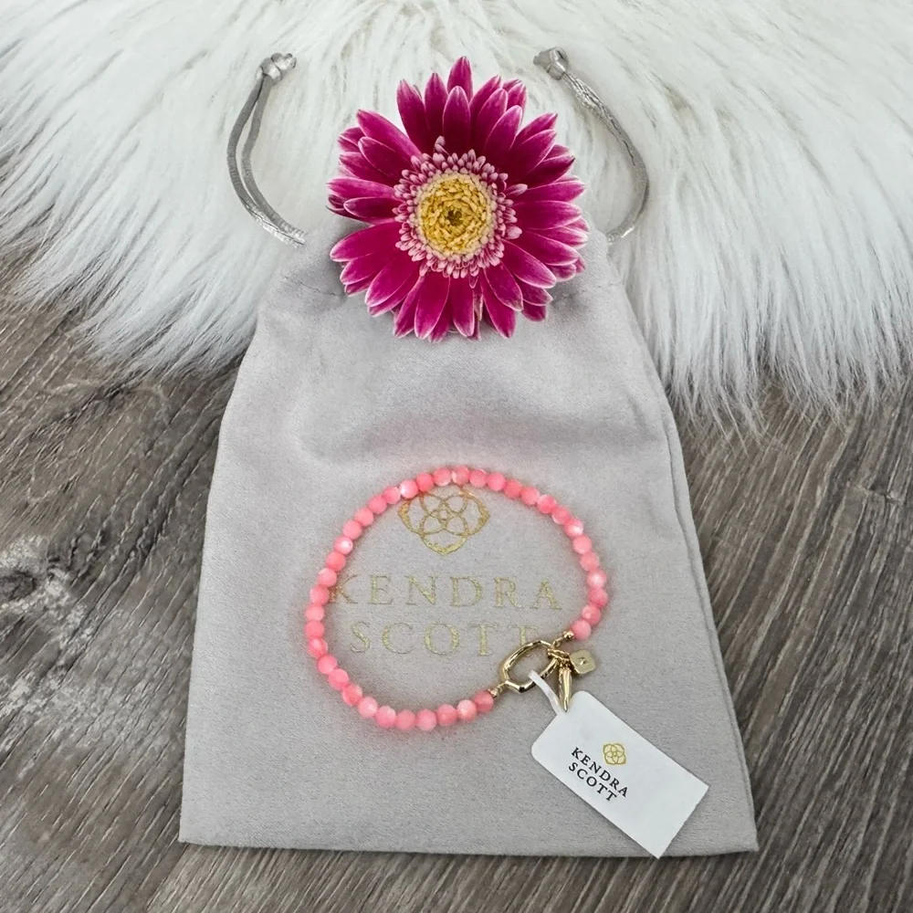 🌸 KENDRA SCOTT Pink Chalcedony Sylvia Gold Stretch Bracelet